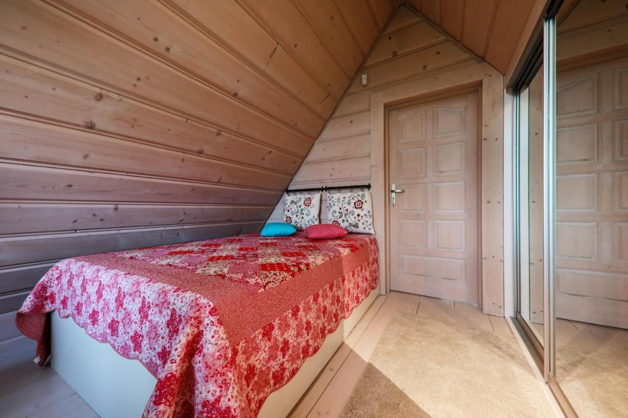 Kwiat Sniegu Deluxe Kolo Gubalowki Nowe Bystre Exteriör bild
